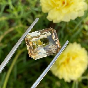 Yellow sapphire
